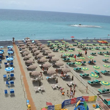 La Baia 3* 디아노마리나