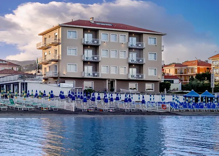 La Baia دْيانو مارينا