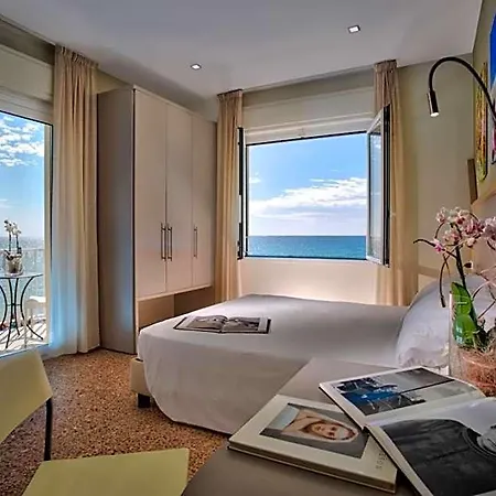Hotel La Baia 3*