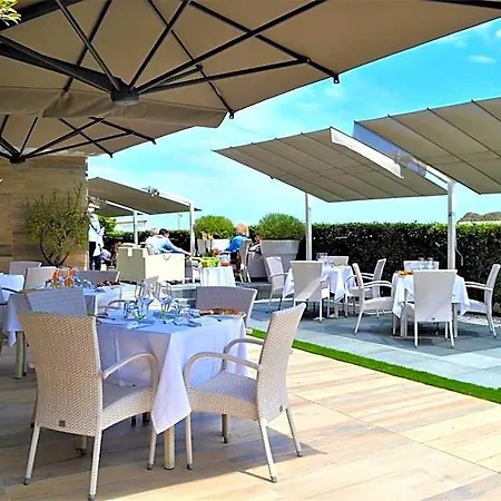 La Baia Отель 3*