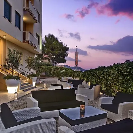Hotel La Baia